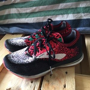 Brooks Bedlam running shoes